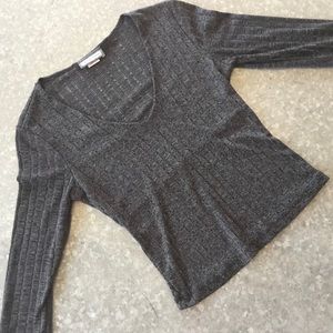 V Neck 3/4 Sleeve Top by Aqua Blues. SZ SM